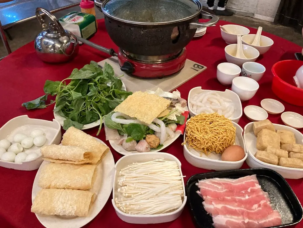 Gambar Restoran Steamboat Taman Buluh 1