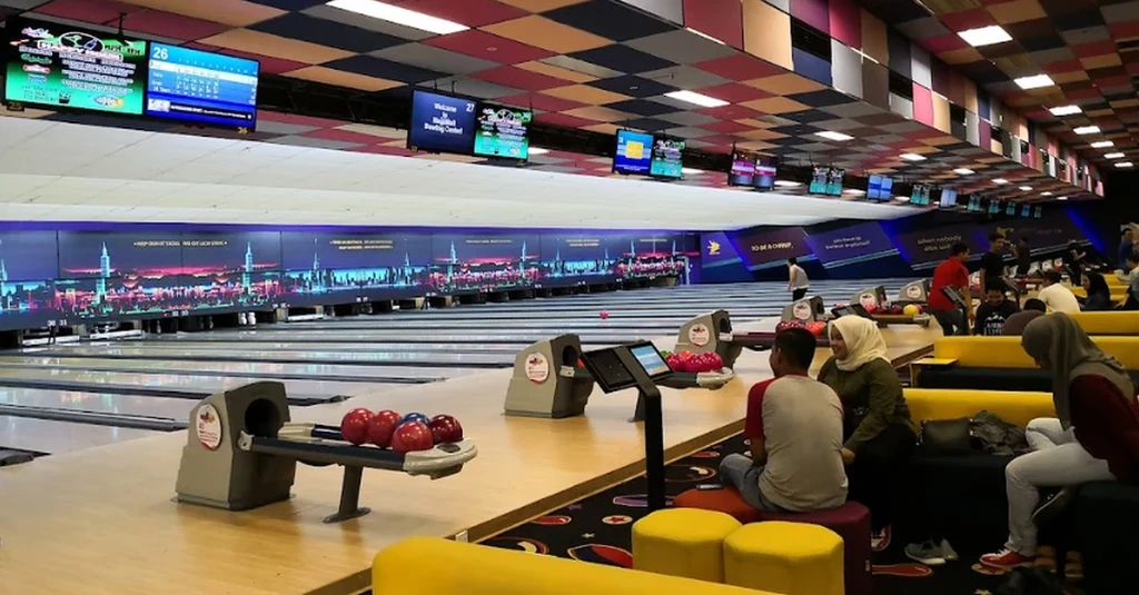 Best Bowling Alleys in Penang with Prices Photos