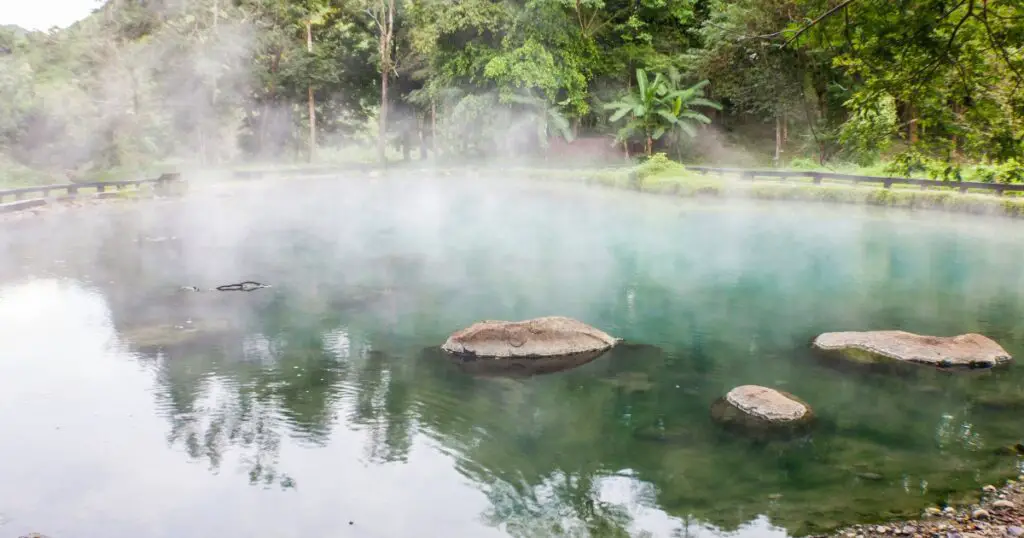 Kolam Air Panas Terbaik di Malaysia Natural Malaysian Onsen dan Resort Santai