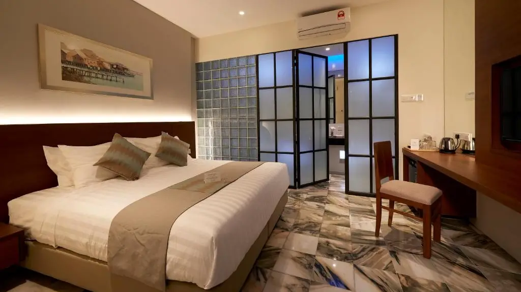 15 Best Hotel Berdekatan Komtar Penang (Dlm 1km & 10 Minit)