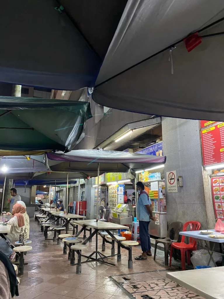 Damansara Uptown Food Court