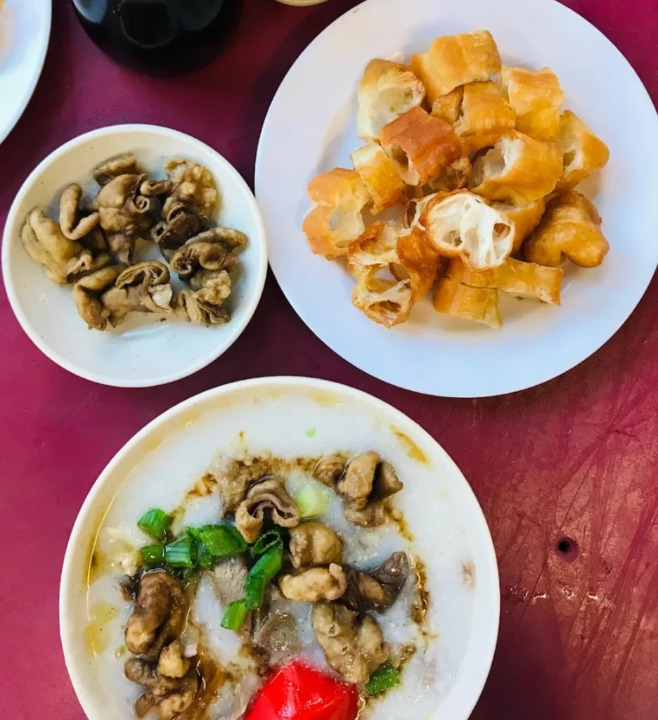 Bubur Hon Kee 4 - 20 Tempat Sarapan Kopitiam Terbaik di KL & PJ Untuk Sarapan!