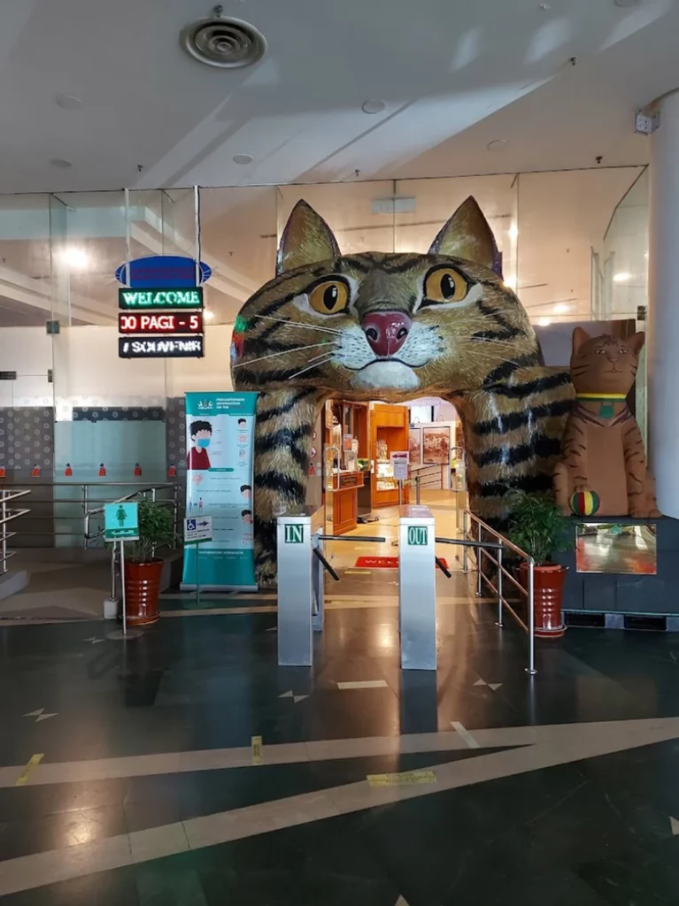 Kuching Cat Museum