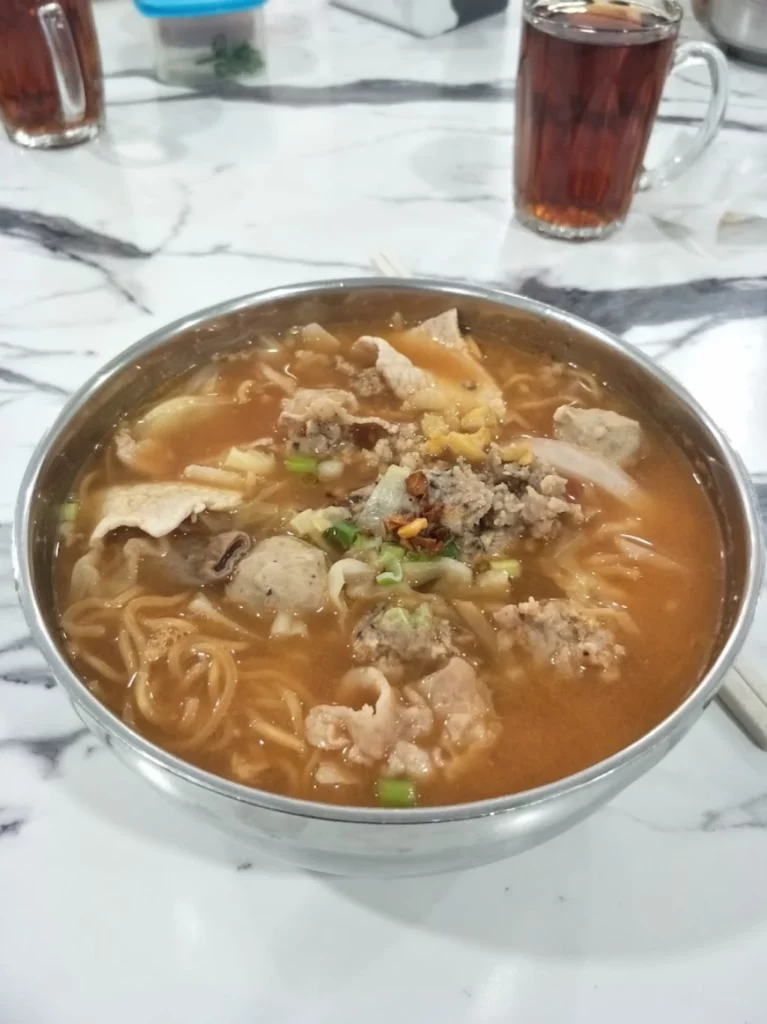 Leng Leng Mee Babi Semenyih