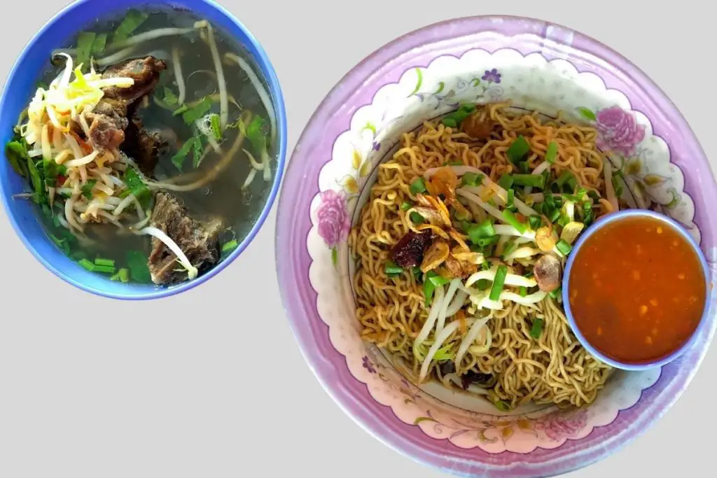 110. Mee Sapi (Noodles with Beef-based Broth)
