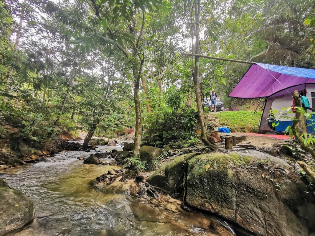 Moonkissed By The River - 20 Best Camp Sites in Selangor For Fun Outdoor Activities!