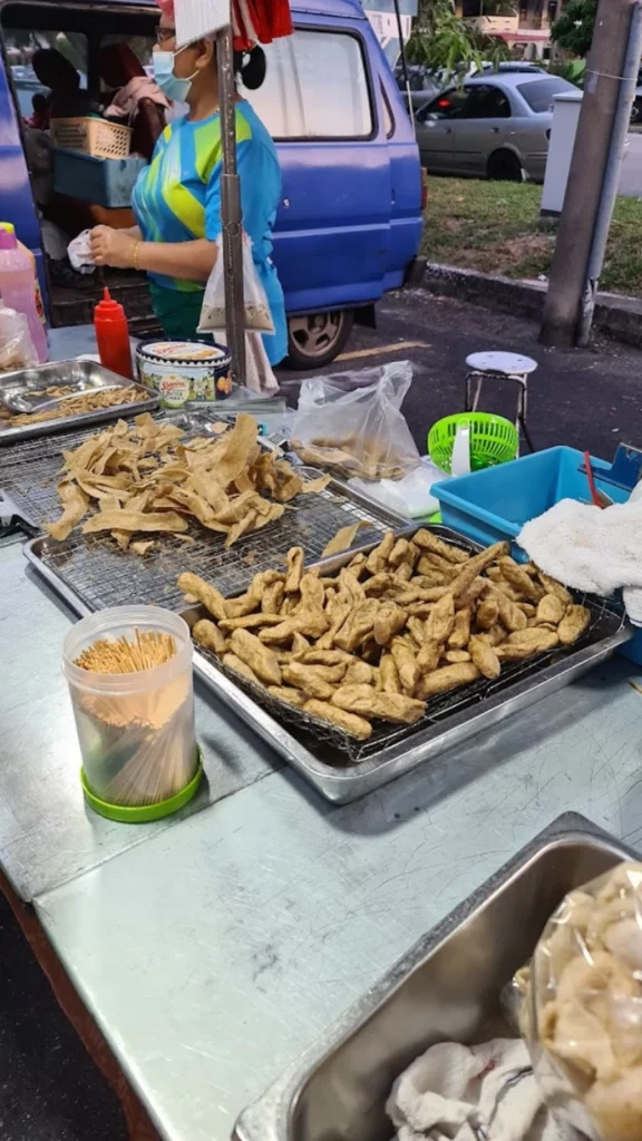 Pasar Malam Bandar Baru Menglembu 4 - 8 Best Ipoh Night Markets (Pasar Malam) For Street Foods