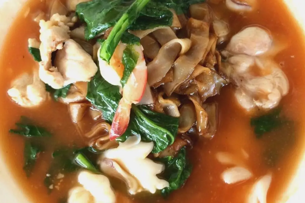 109. Tomato Kuey Teow (Flat Rice Noodles in Tomato-based Gravy)