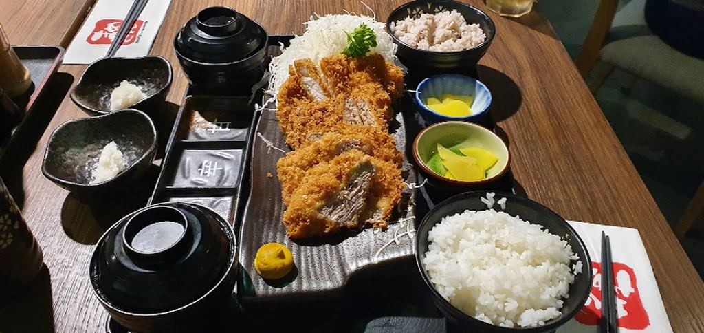 Tonkatsu oleh Ma Maison