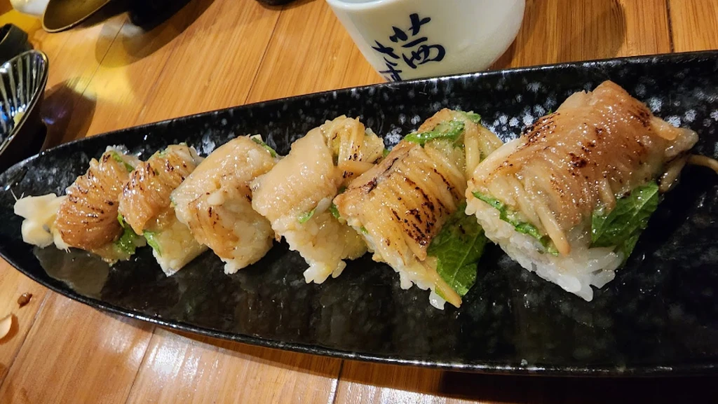 Yoshinari Japanese Restaurant