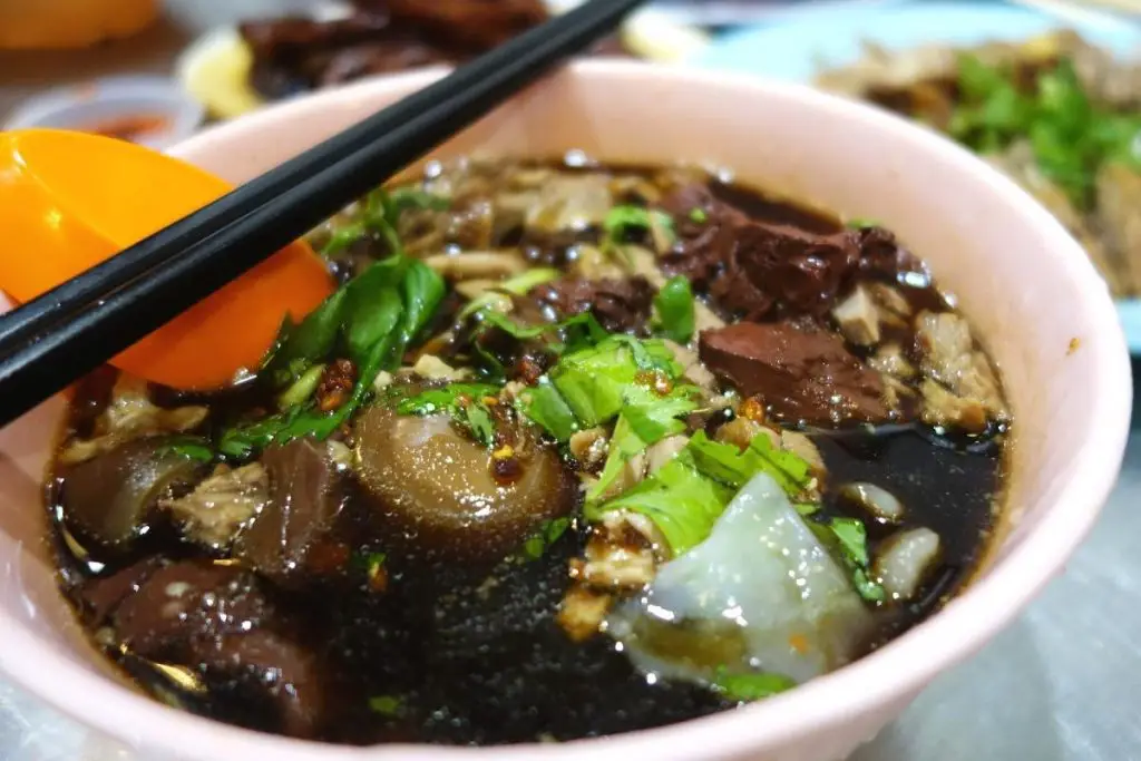 57. Kway Chap/Kuey Chap/Kuay Chap (Teochew Noodle Soup)