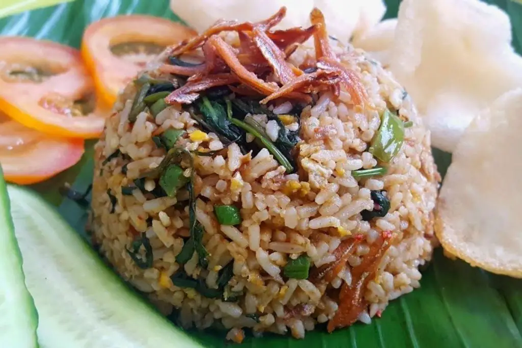 17. Nasi Goreng Kampung (Traditional Malay Fried Rice)