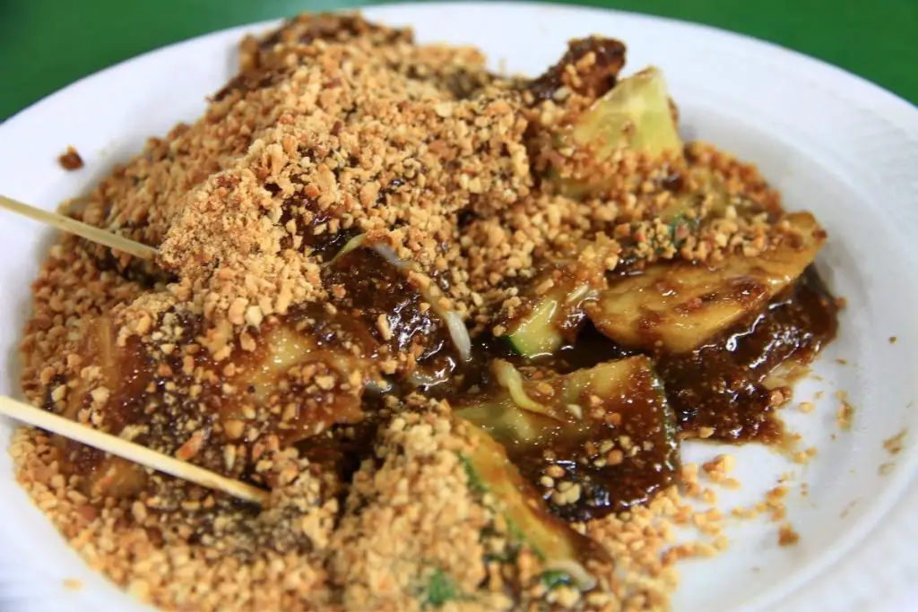 77. Rojak (Spicy Fruit Salad)