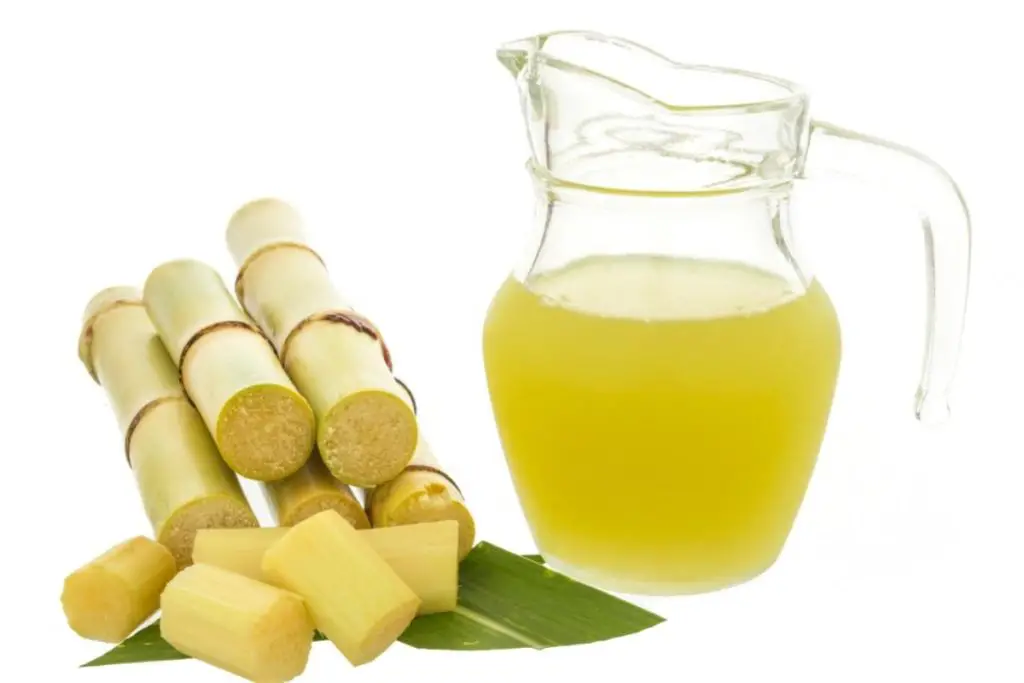 4. Air Tebu (Sugar Cane Juice)